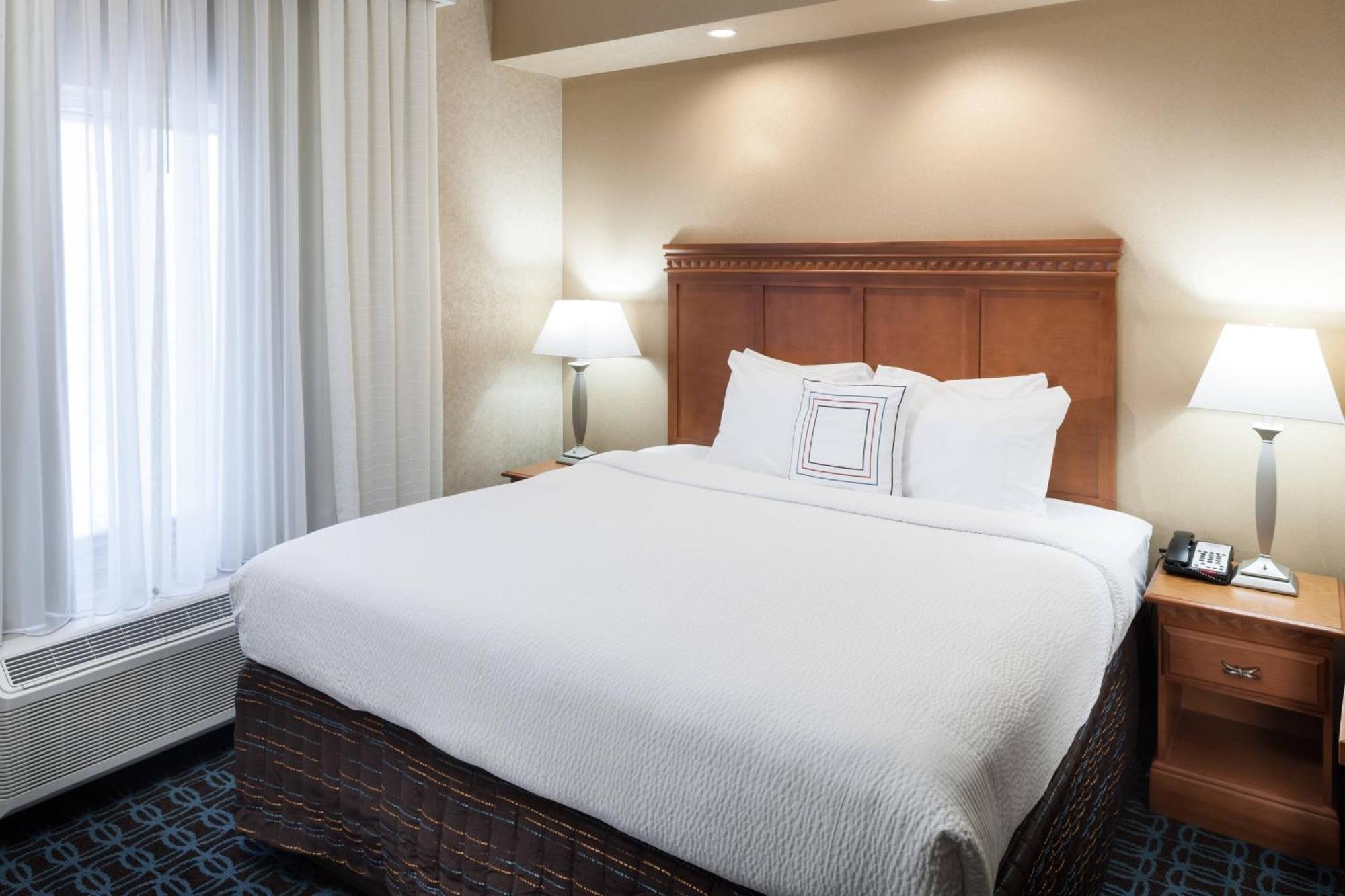 Fairfield Inn & Suites Jacksonville Butler Boulevard Esterno foto