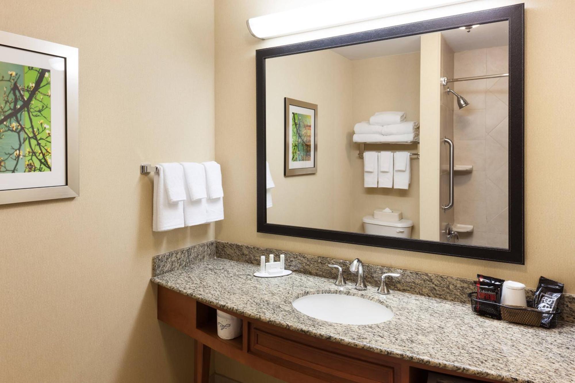 Fairfield Inn & Suites Jacksonville Butler Boulevard Esterno foto